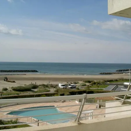 Cap D'agde, 2 Pieces, 4 Personnes - Fr-1-249-63